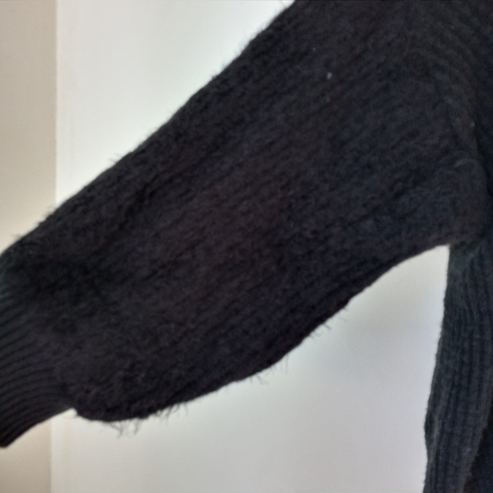 Cece XXL Black Fuzzy Sleeves Knit Sweater - Picture 10 of 13